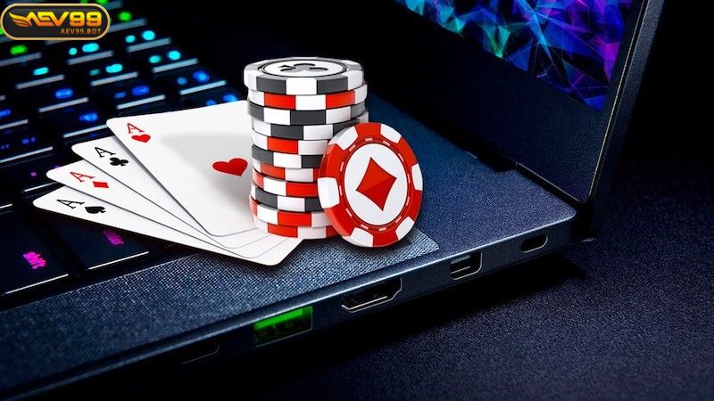 Chỉ với thiết bị thông minh là bạn có thể chơi Poker AEV99